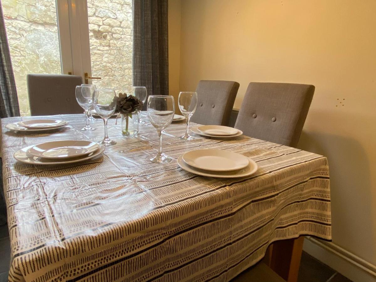 Cosy 3-Bedroom House, Stones Throw To Beach Weymouth Bagian luar foto
